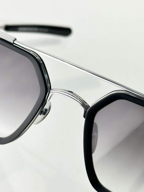 Picture of Chrome Hearts Sunglasses _SKUfw71516568fw